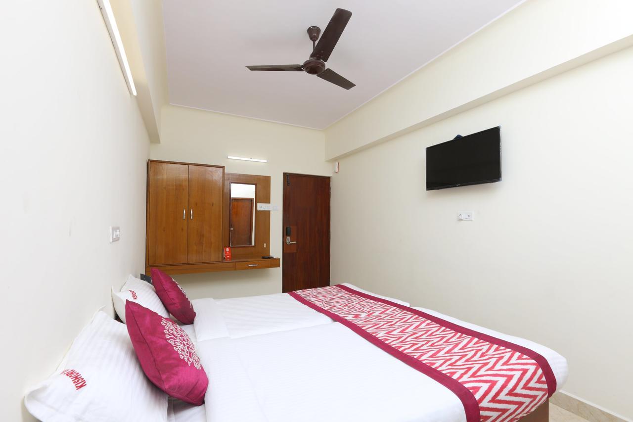 Oyo 11433 Kishore Inn Chennai Eksteriør billede